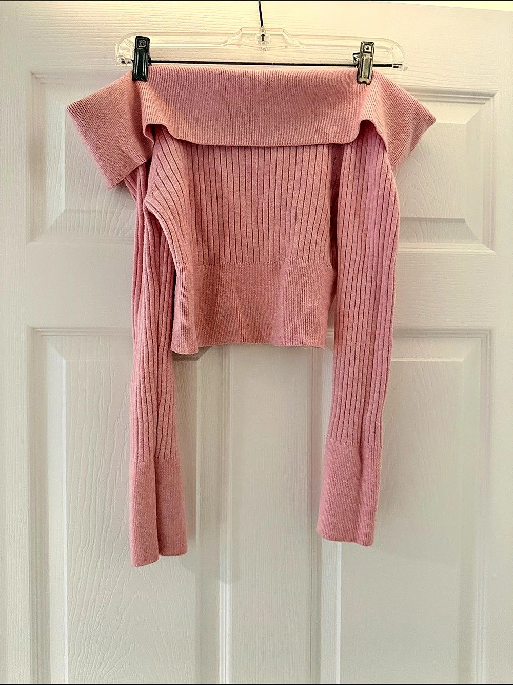 Wild Fable Women'Small Off the Shoulder Pullover Sweater Pink Small